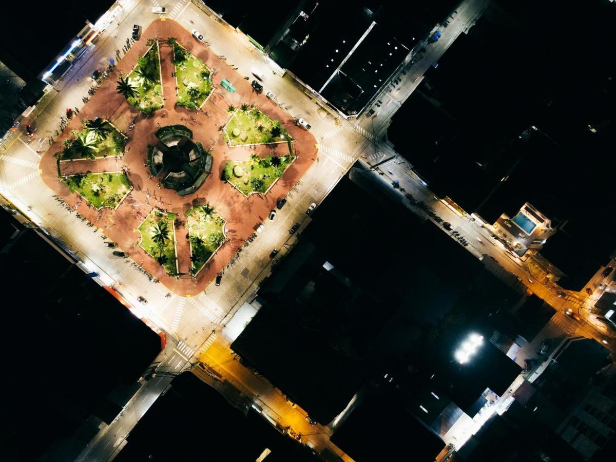 Hotel Nilas Тарапото Экстерьер фото