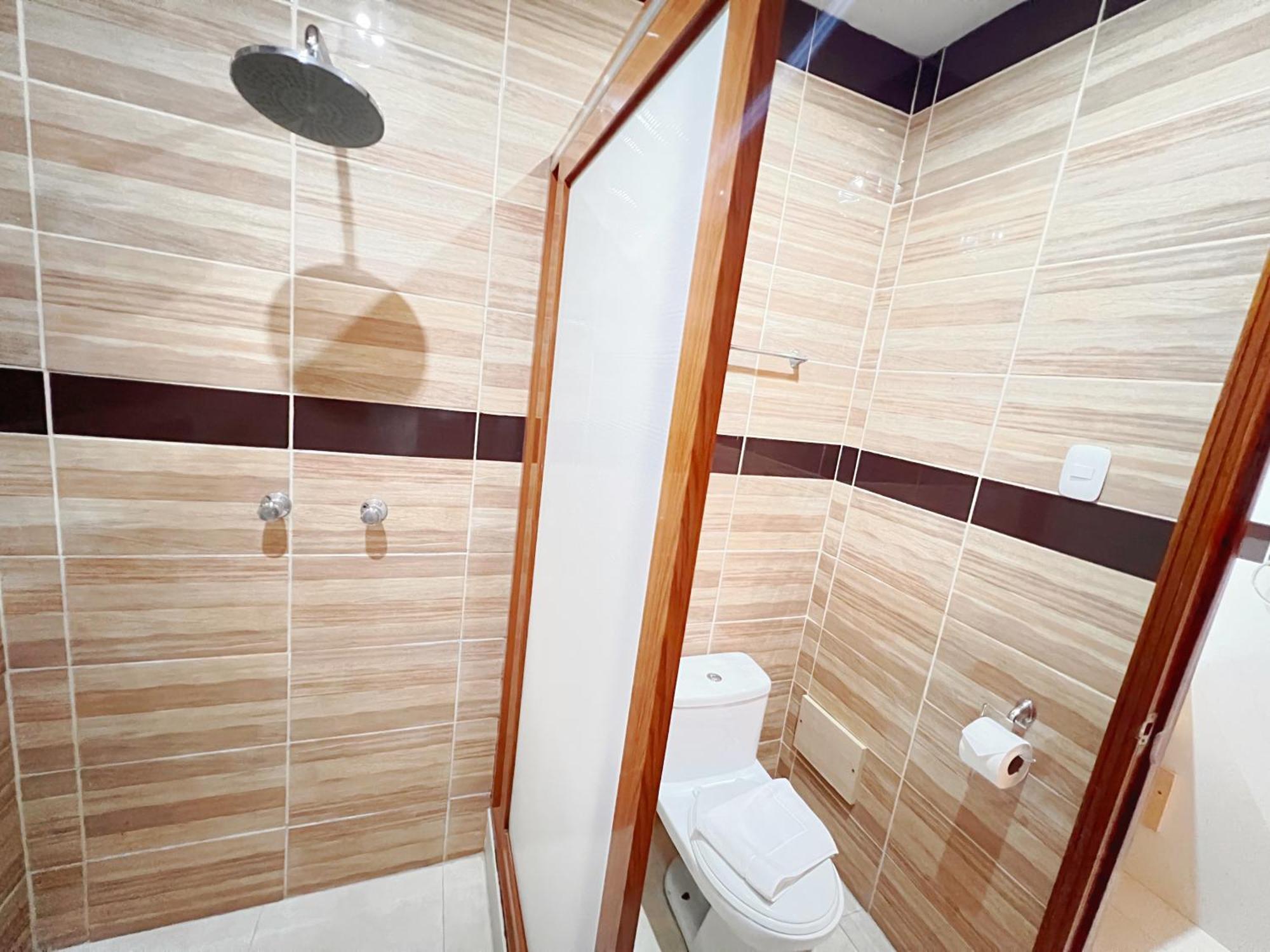 Hotel Nilas Тарапото Экстерьер фото